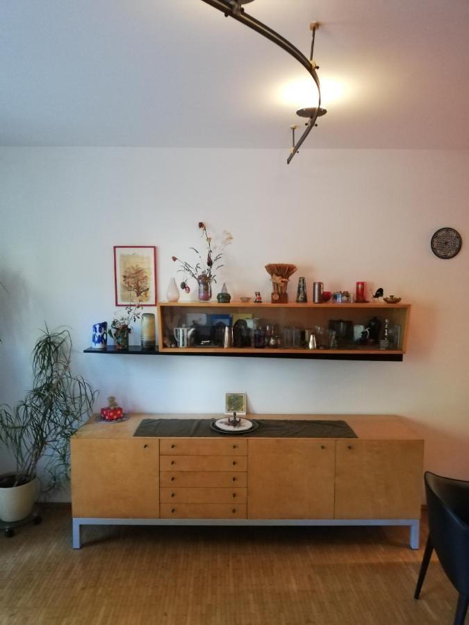 Room In Maisonette With Garden, Parking Place Wien Exteriör bild
